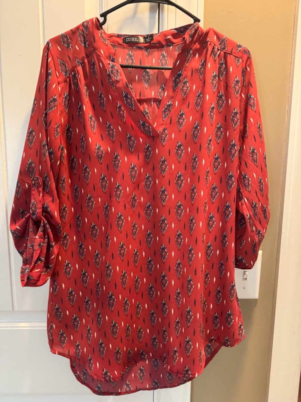 Cure . Red Printed V-Neck 3/4 Roll-Sleeve Blouse